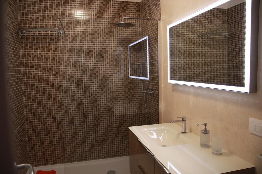 Suite Rosso & Nero Lecce Dış mekan fotoğraf